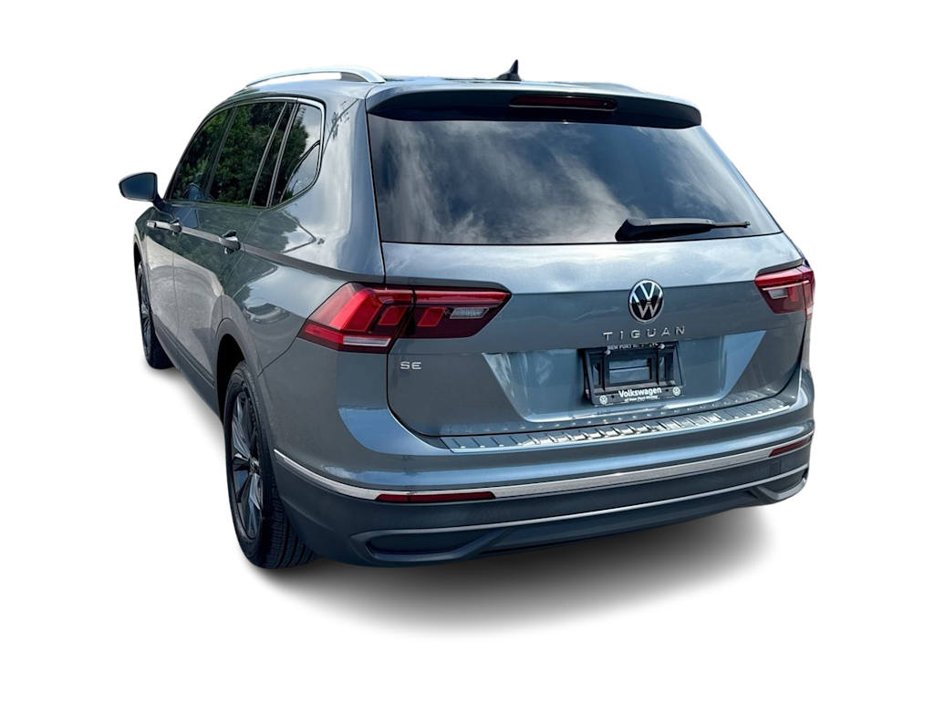 Thumbnail: 2022 Volkswagen Tiguan - 25