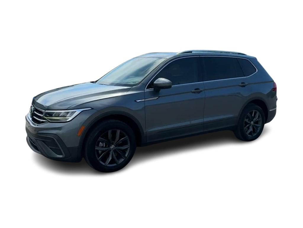 Thumbnail: 2022 Volkswagen Tiguan - 3
