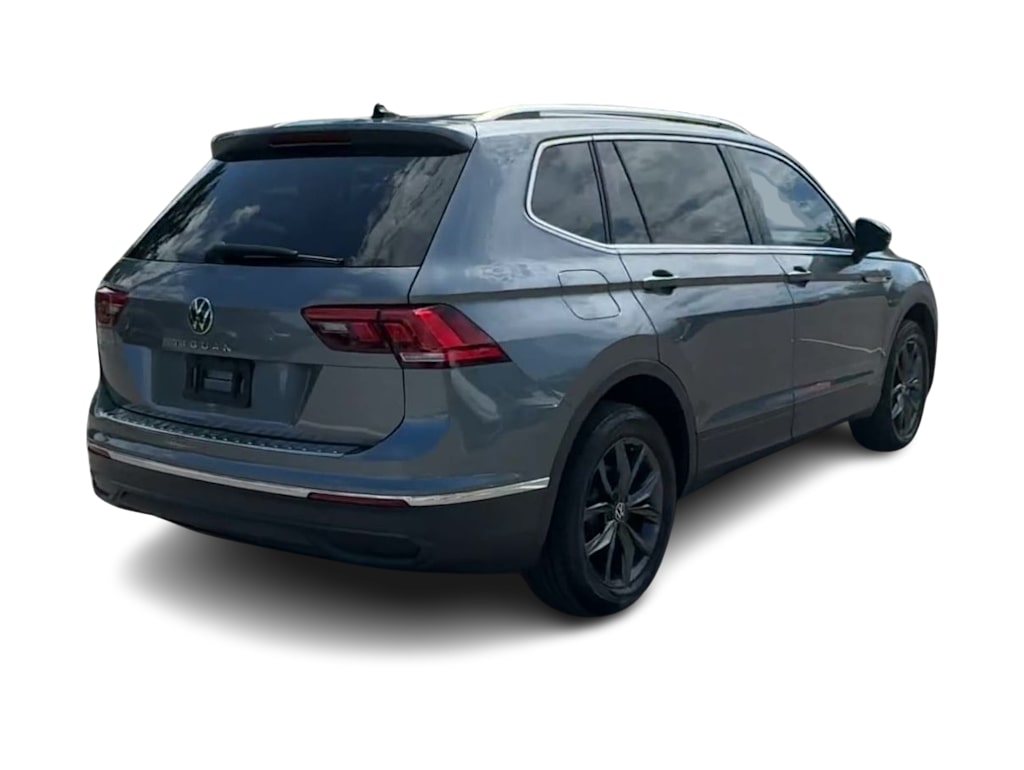 Thumbnail: 2023 Volkswagen Tiguan - 22