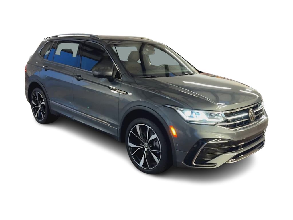 Thumbnail: 2024 Volkswagen Tiguan - 17