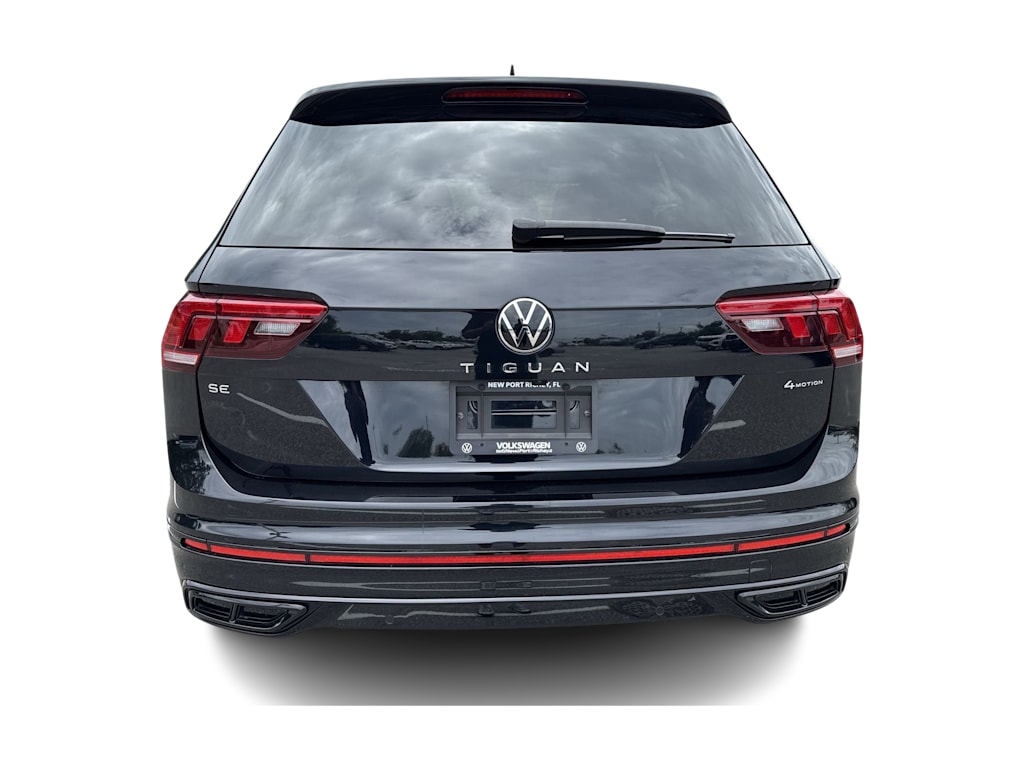 Thumbnail: 2022 Volkswagen Tiguan - 5