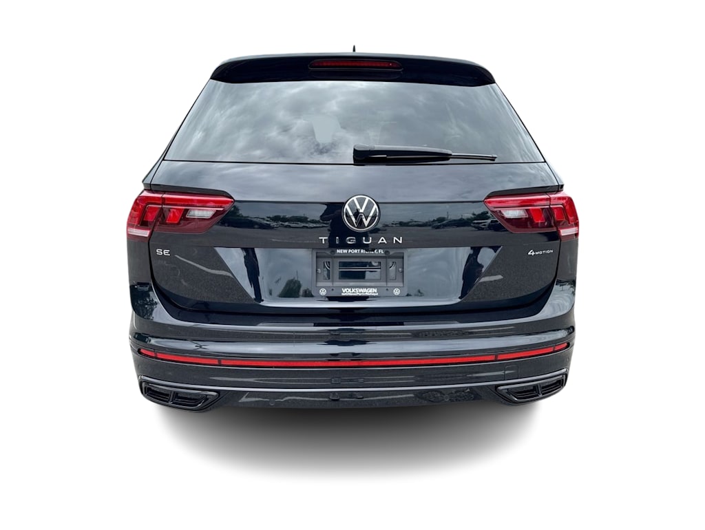 Thumbnail: 2022 Volkswagen Tiguan - 5