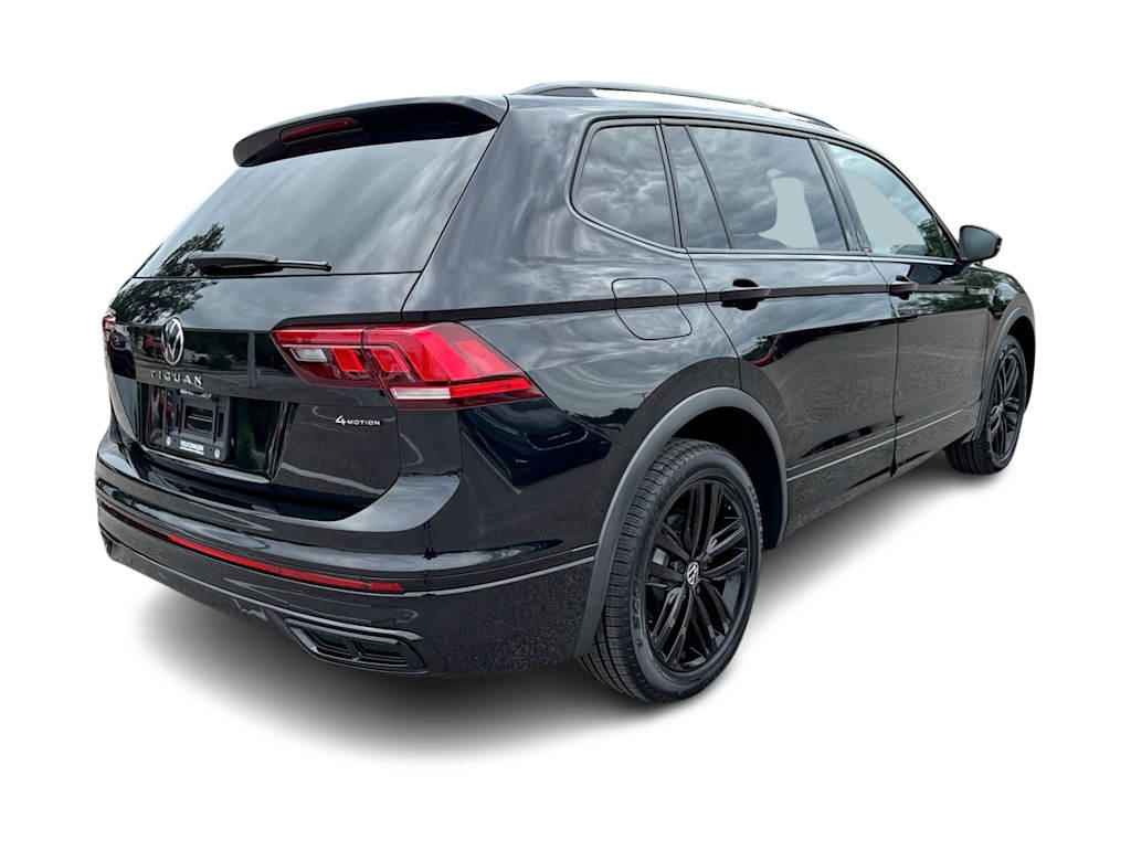 Thumbnail: 2022 Volkswagen Tiguan - 20