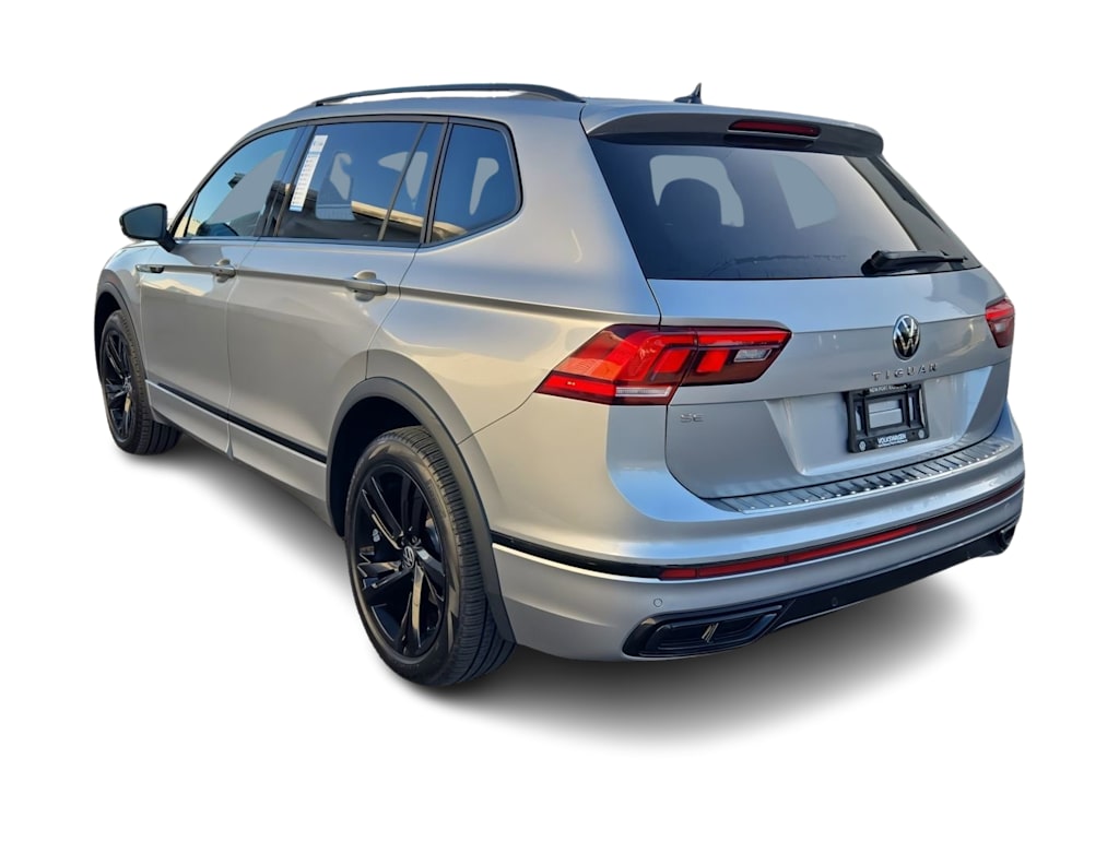 Thumbnail: 2023 Volkswagen Tiguan - 4