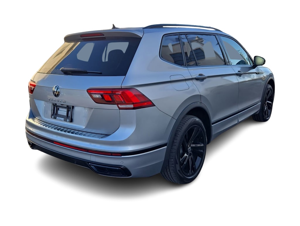 Thumbnail: 2023 Volkswagen Tiguan - 22
