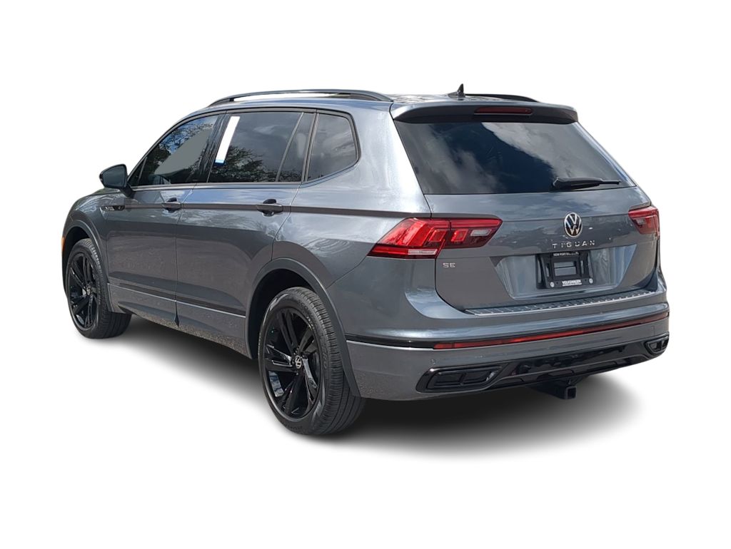 Thumbnail: 2023 Volkswagen Tiguan - 4
