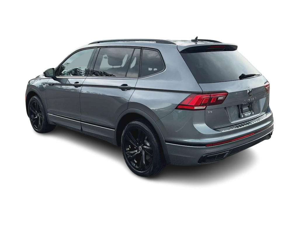 Thumbnail: 2024 Volkswagen Tiguan - 4