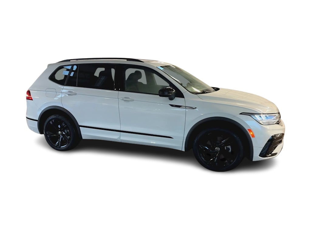 Thumbnail: 2024 Volkswagen Tiguan - 23