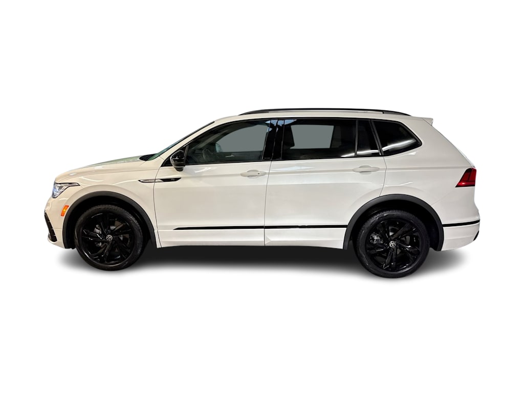 Thumbnail: 2024 Volkswagen Tiguan - 24