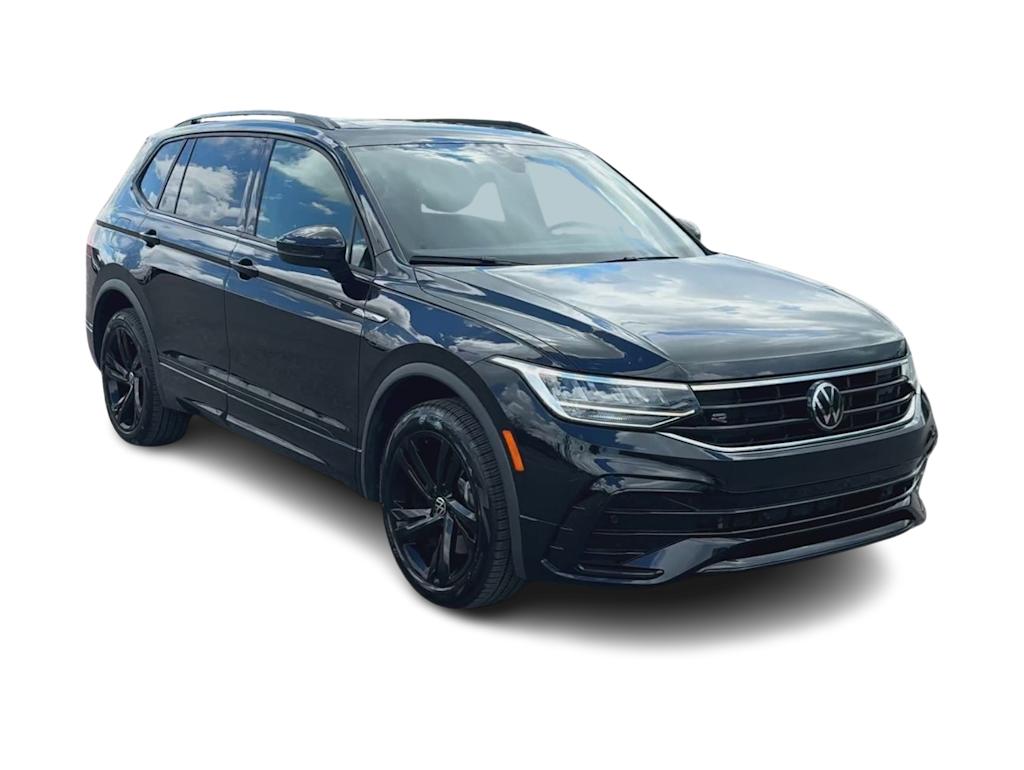 Thumbnail: 2024 Volkswagen Tiguan - 18