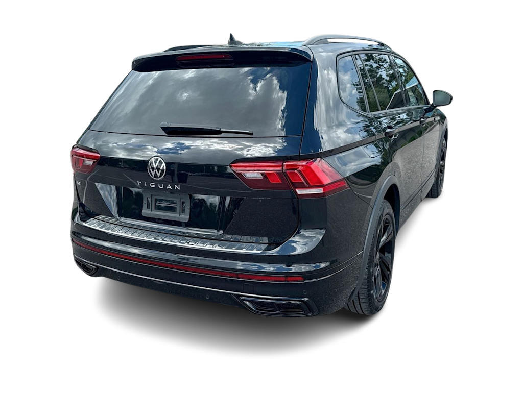 Thumbnail: 2024 Volkswagen Tiguan - 25
