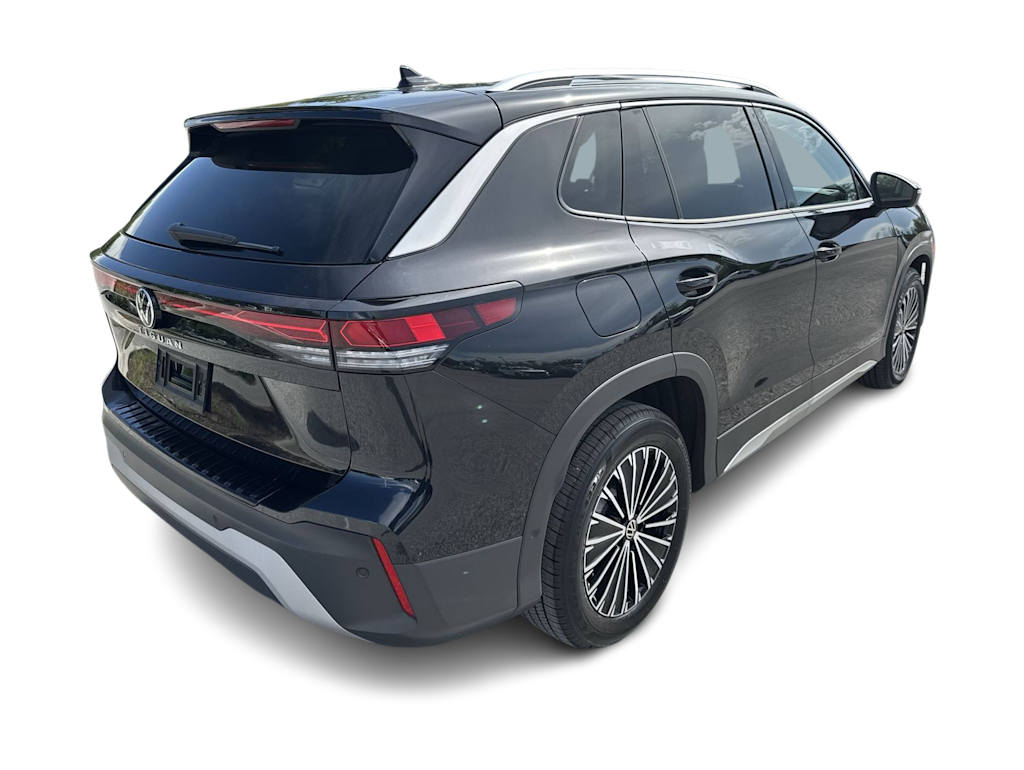 Thumbnail: 2025 Volkswagen Tiguan - 18