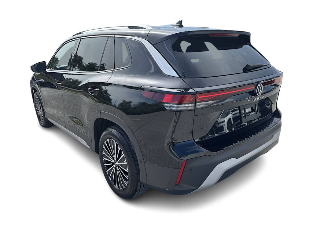 Thumbnail: 2025 Volkswagen Tiguan - 4