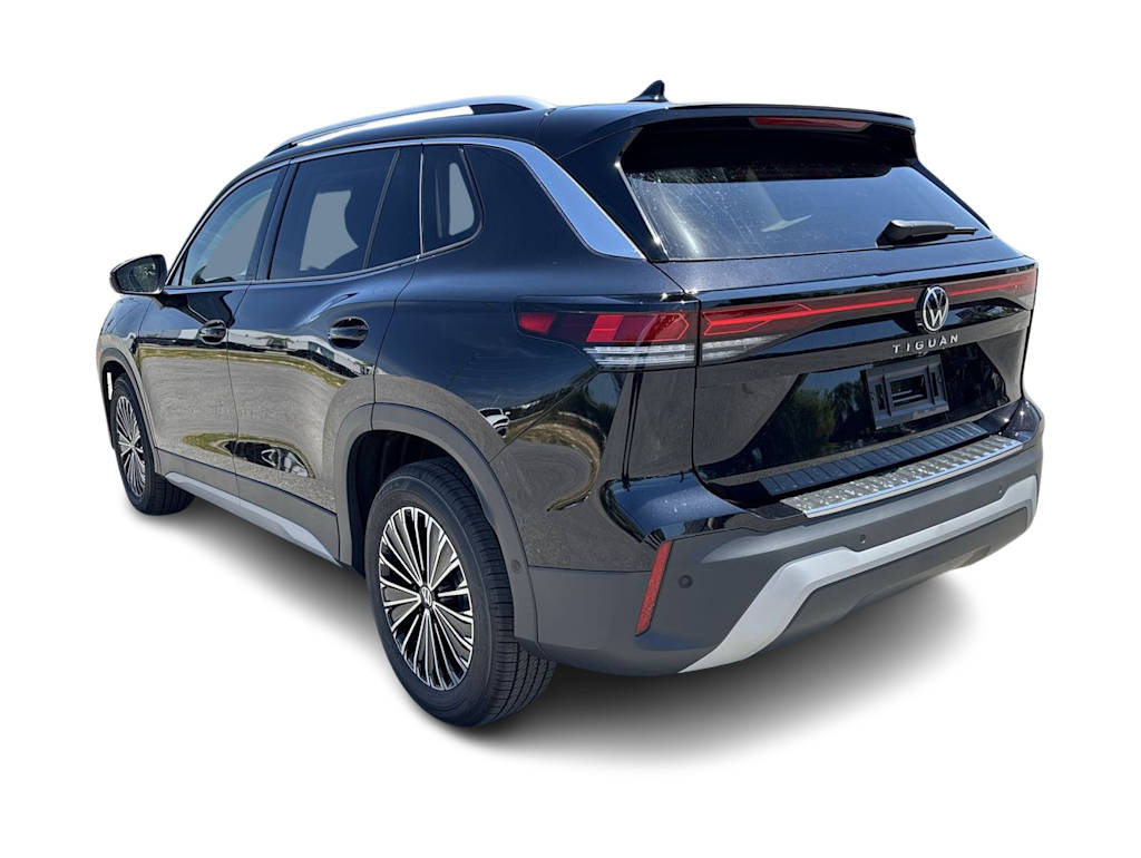 Thumbnail: 2026 Volkswagen Tiguan - 4