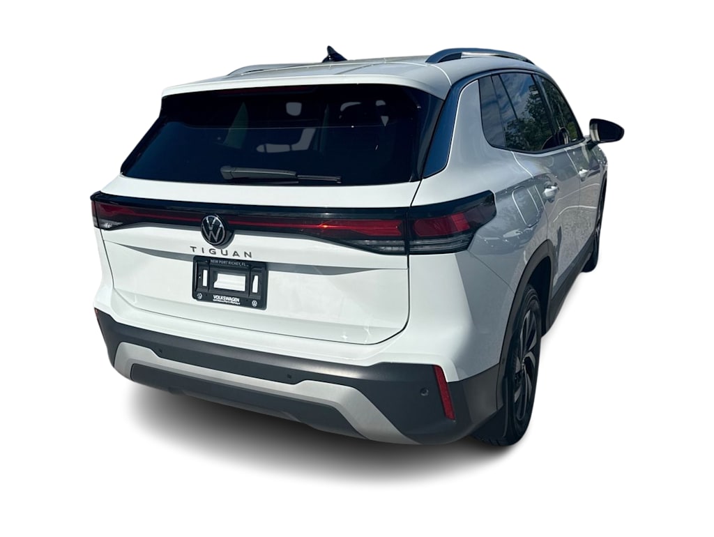 Thumbnail: 2025 Volkswagen Tiguan - 25