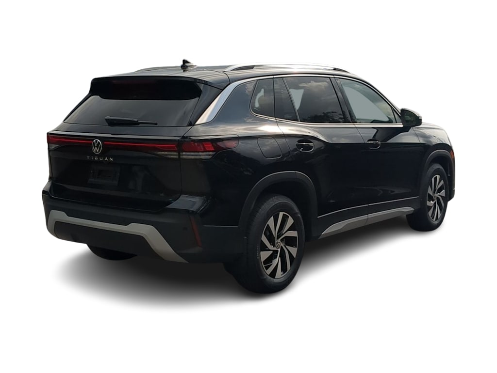 Thumbnail: 2025 Volkswagen Tiguan - 22