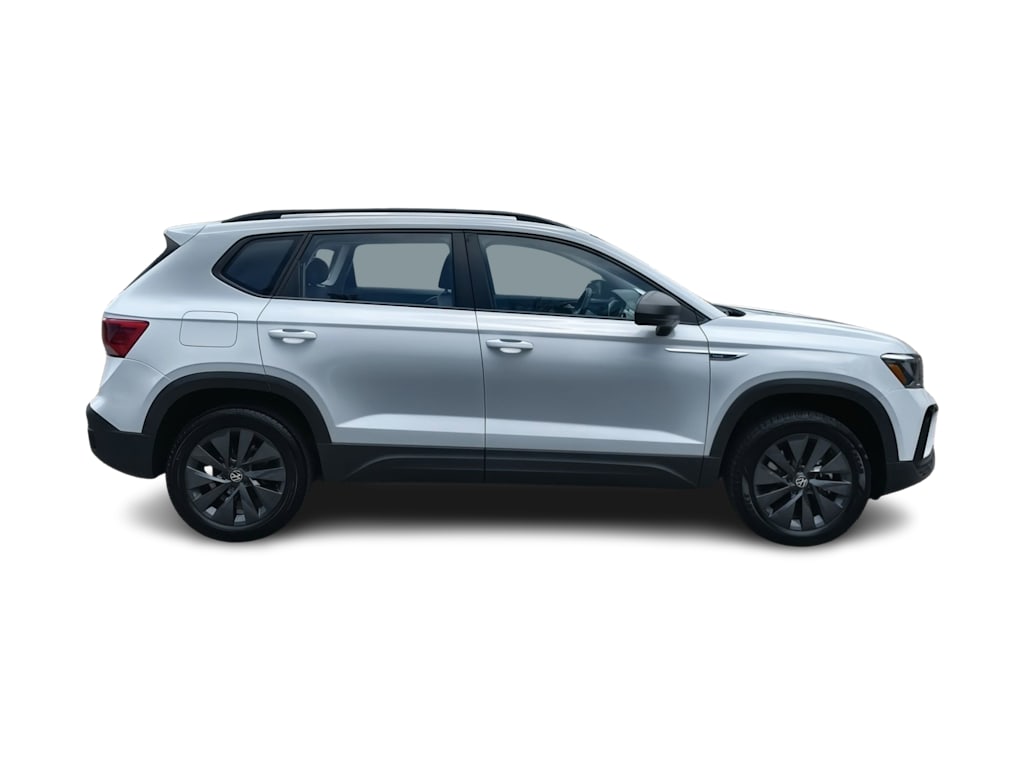 Thumbnail: 2023 Volkswagen Taos - 22