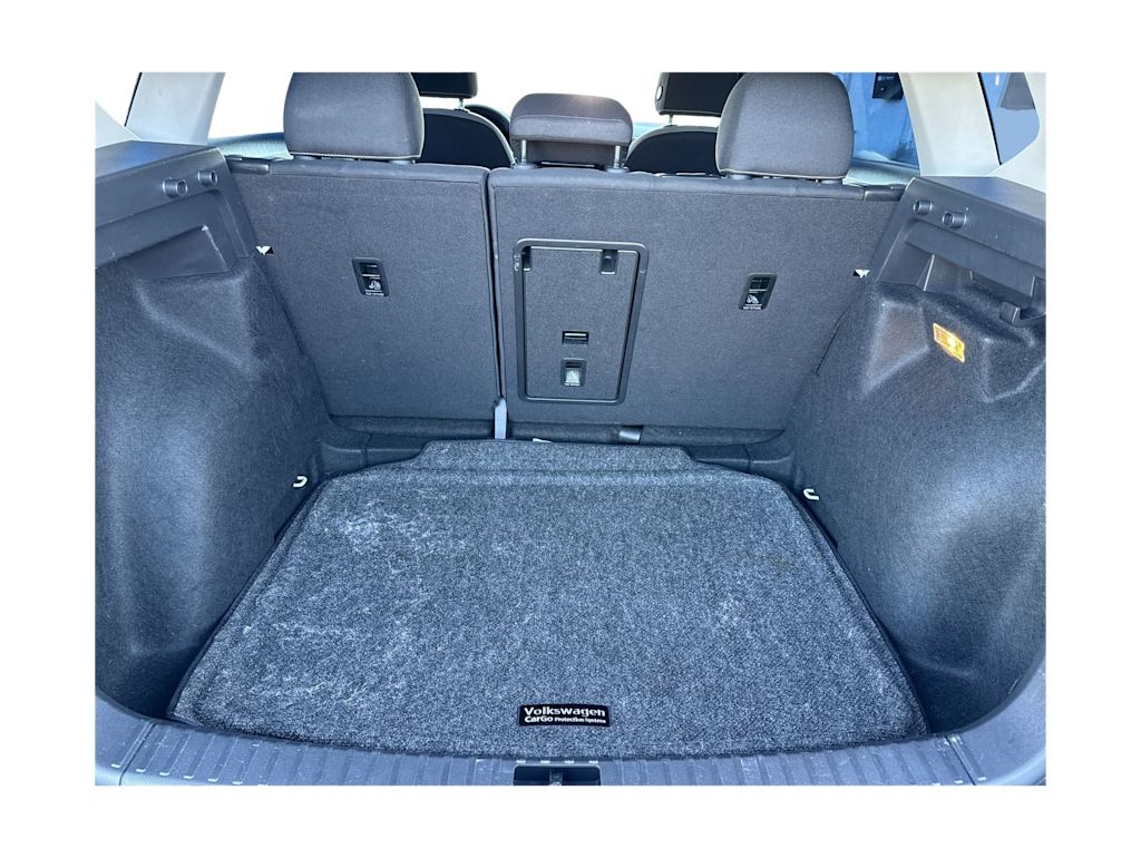 Thumbnail: 2023 Volkswagen Taos - 18