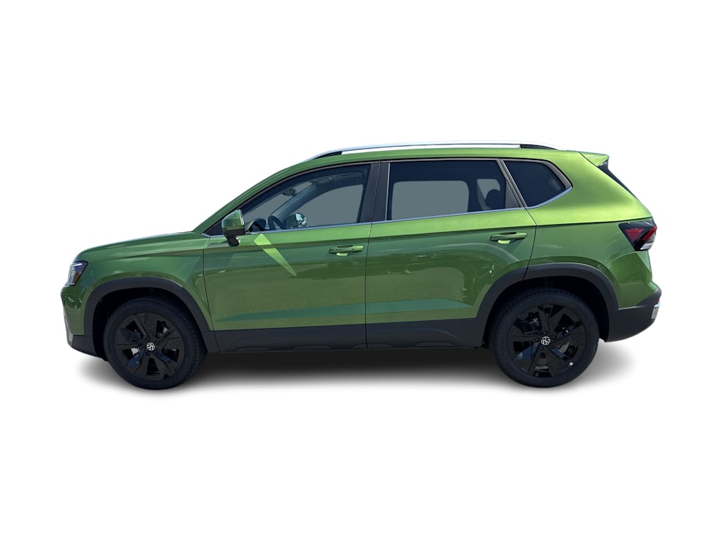Thumbnail: 2026 Volkswagen Taos - 3