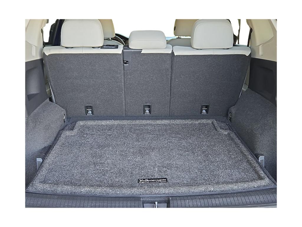 Thumbnail: 2023 Volkswagen Tiguan - 18