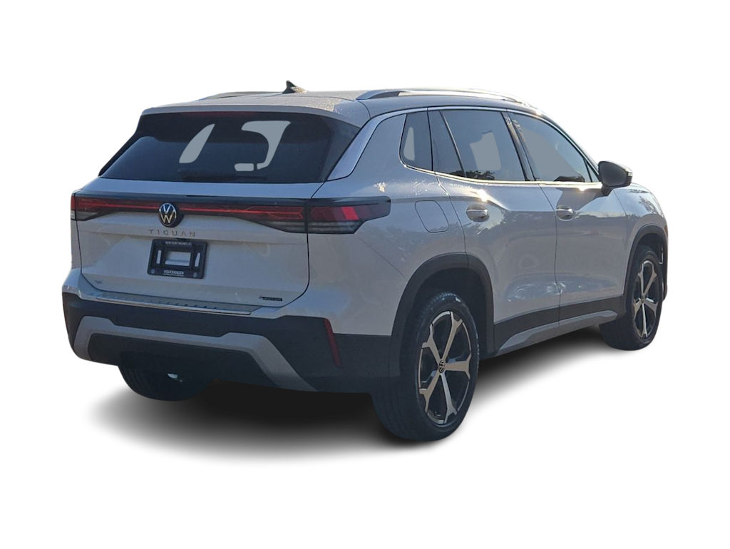 Thumbnail: 2026 Volkswagen Tiguan - 22