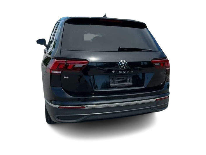 Thumbnail: 2023 Volkswagen Tiguan - 5