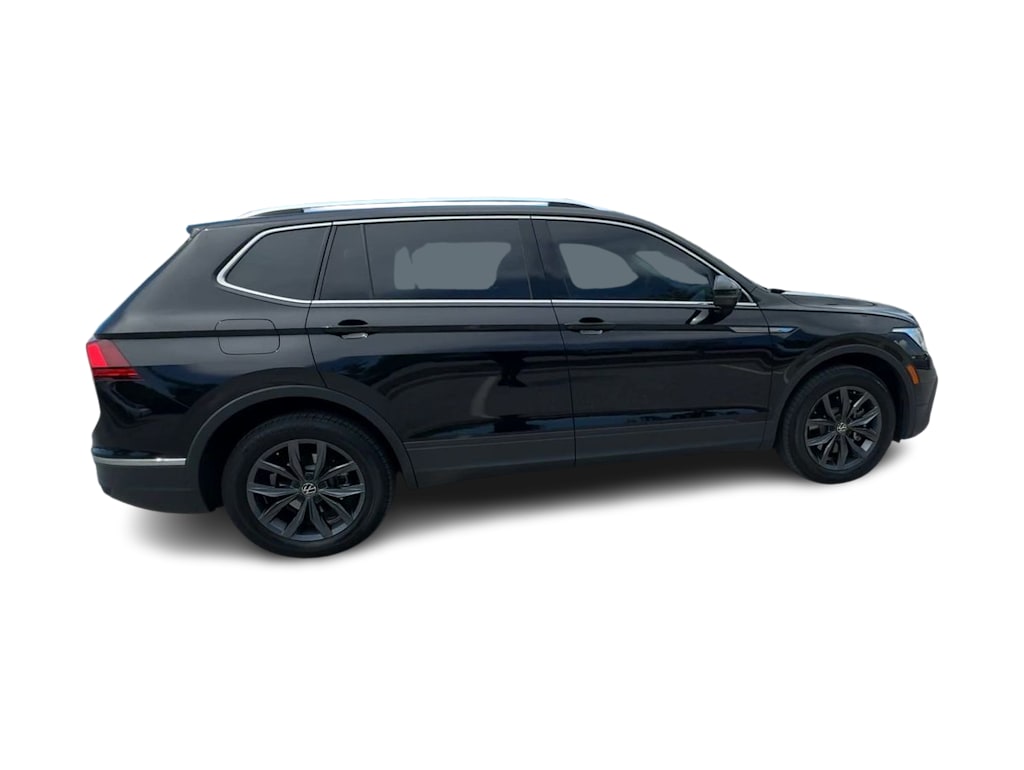 Thumbnail: 2023 Volkswagen Tiguan - 20