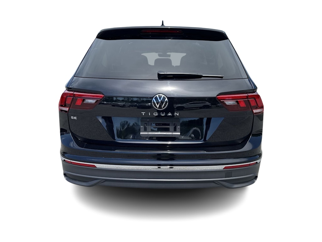 Thumbnail: 2023 Volkswagen Tiguan - 24