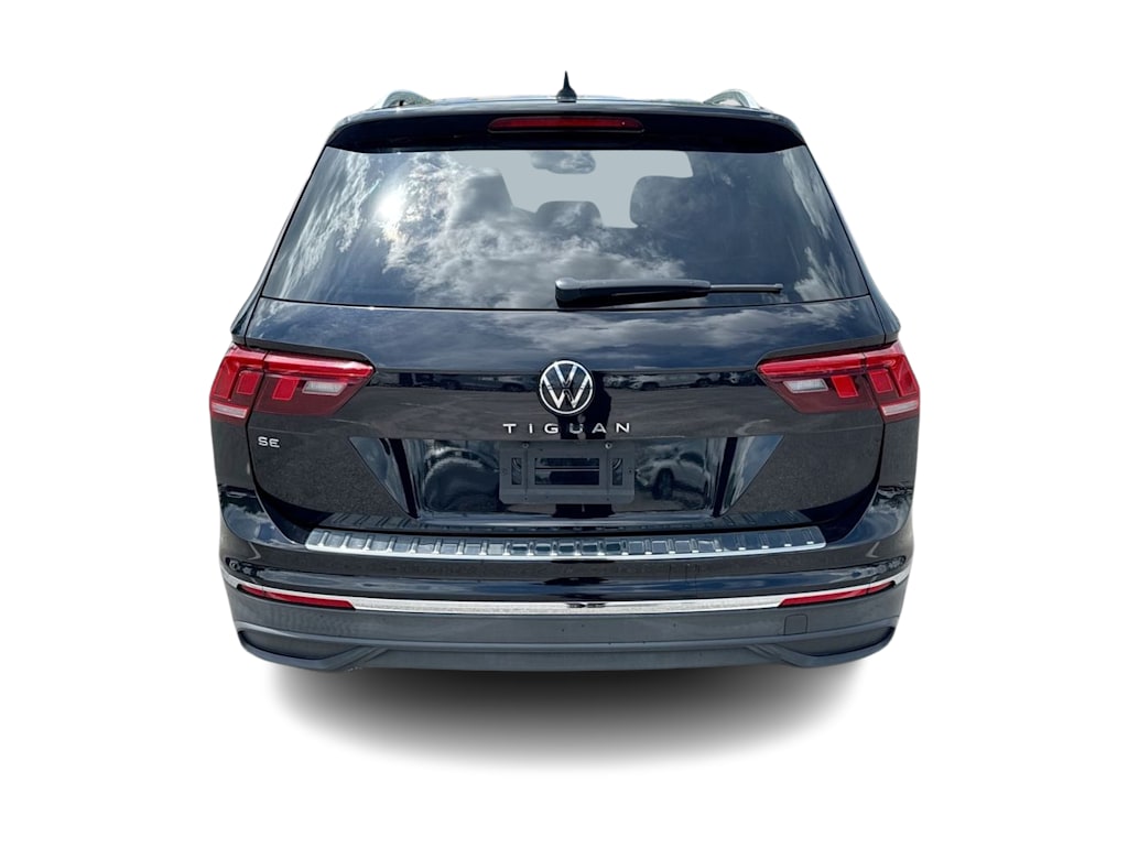 Thumbnail: 2023 Volkswagen Tiguan - 25