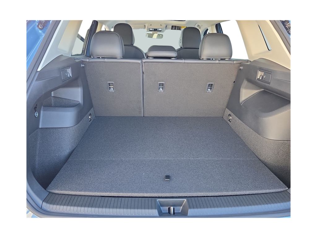 Thumbnail: 2025 Volkswagen Tiguan - 17