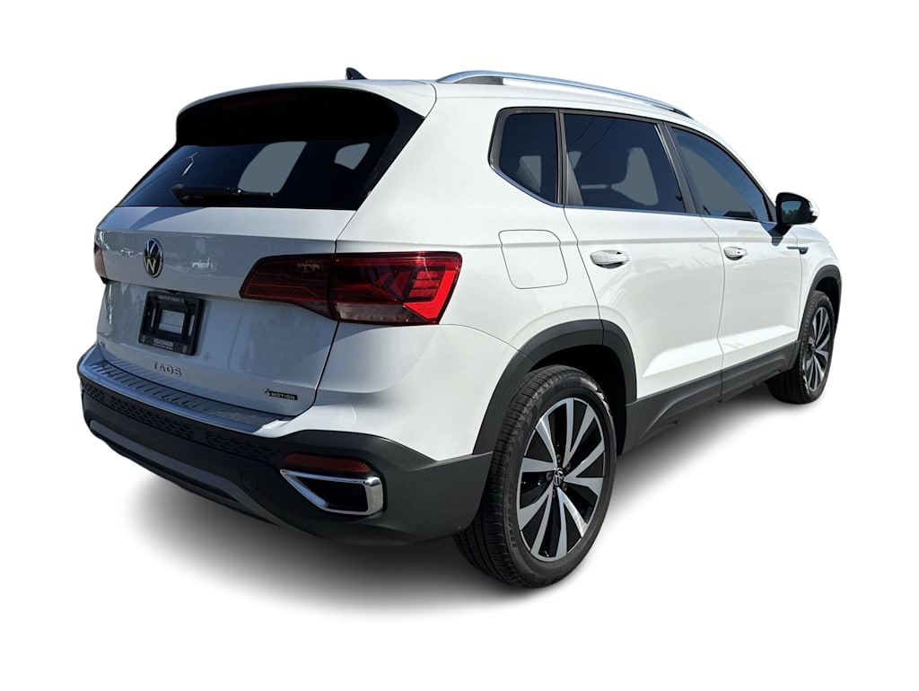 Thumbnail: 2023 Volkswagen Taos - 20