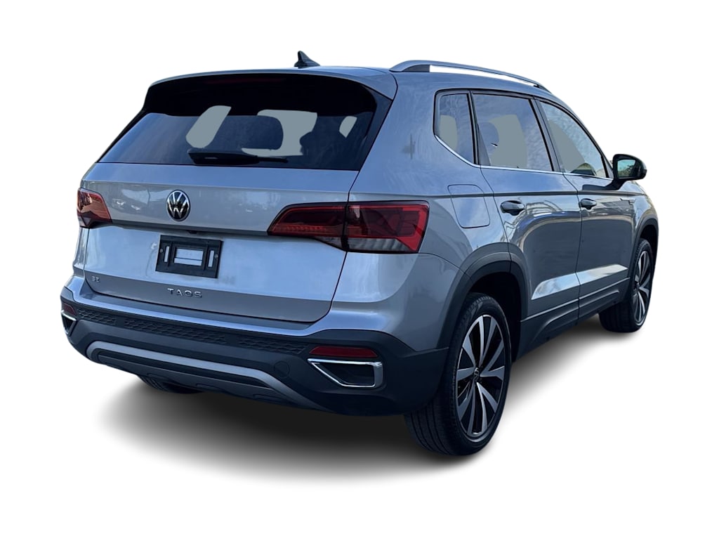 Thumbnail: 2022 Volkswagen Taos - 21