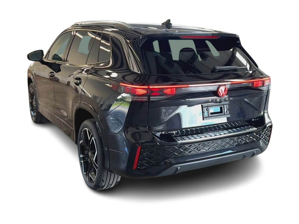 Thumbnail: 2026 Volkswagen Tiguan - 4