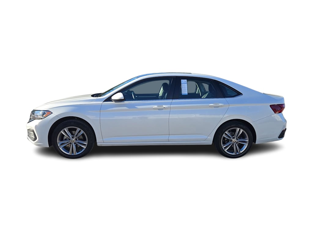 Thumbnail: 2023 Volkswagen Jetta - 3