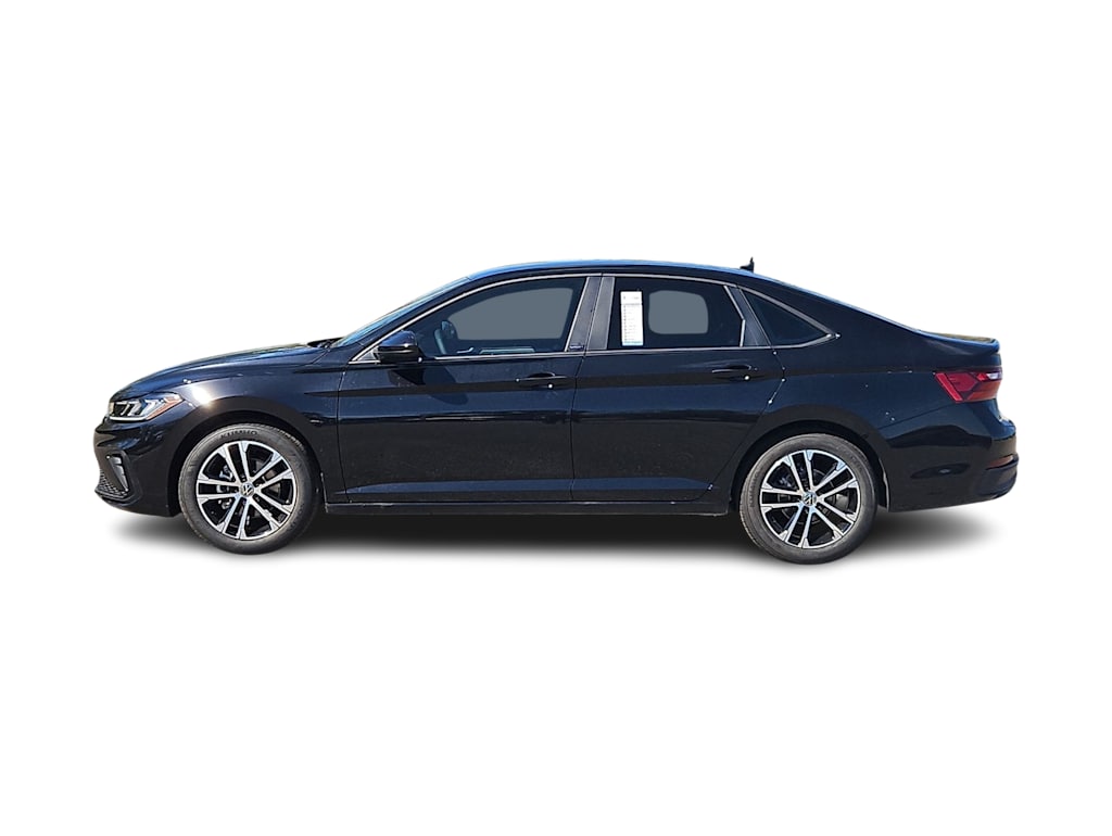 Thumbnail: 2026 Volkswagen Jetta - 3