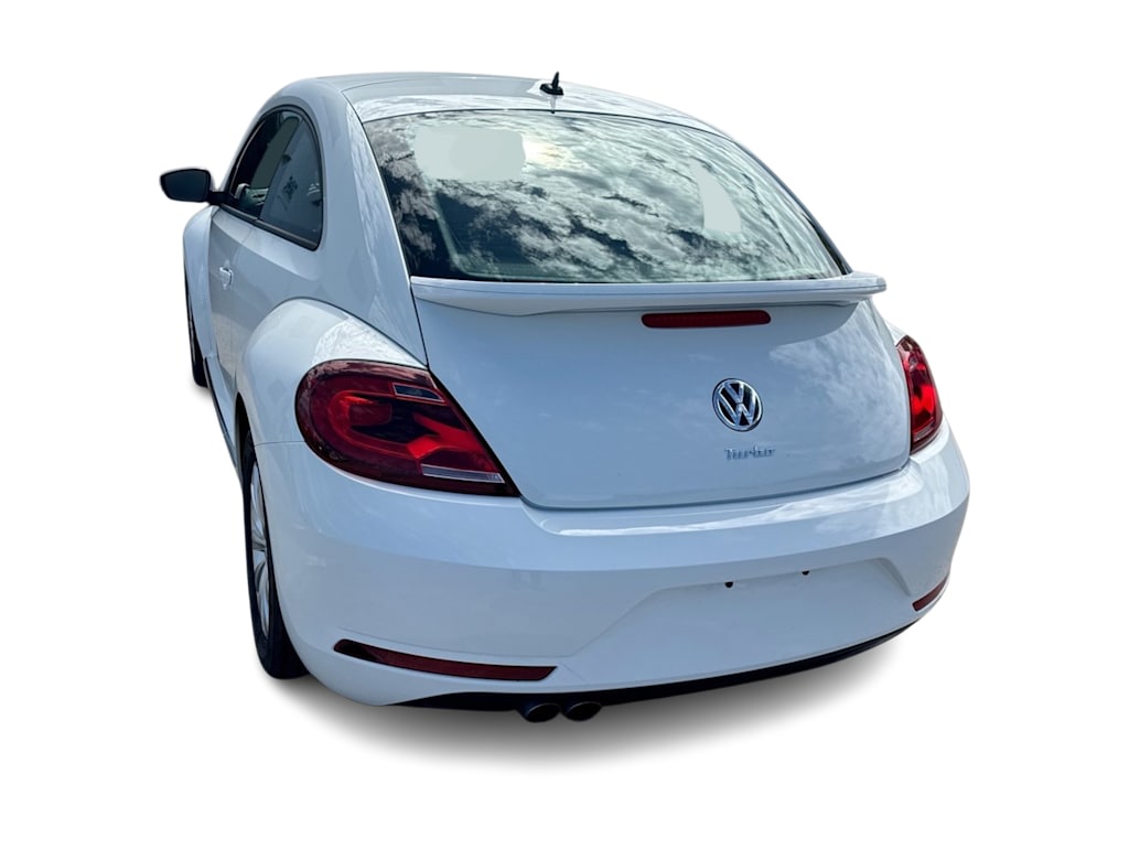 Thumbnail: 2019 Volkswagen Beetle - 21