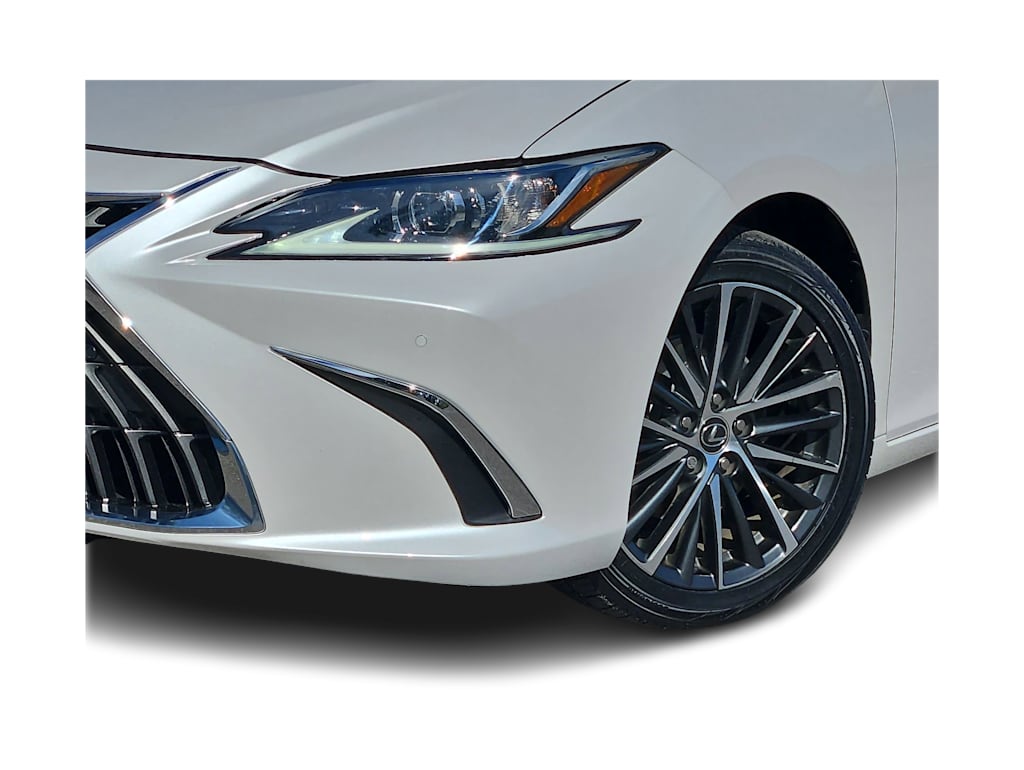 Thumbnail: 2023 Lexus ES - 23