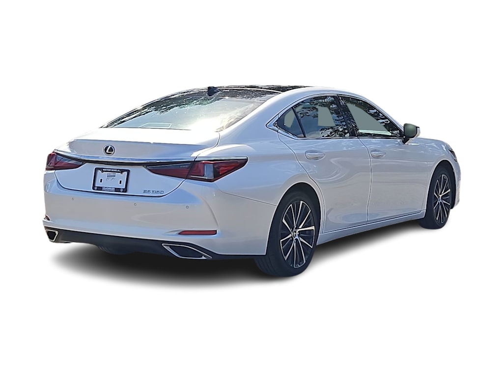 Thumbnail: 2023 Lexus ES - 21