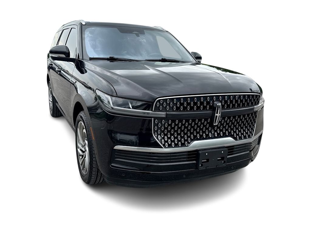 Thumbnail: 2025 Lincoln Navigator - 29