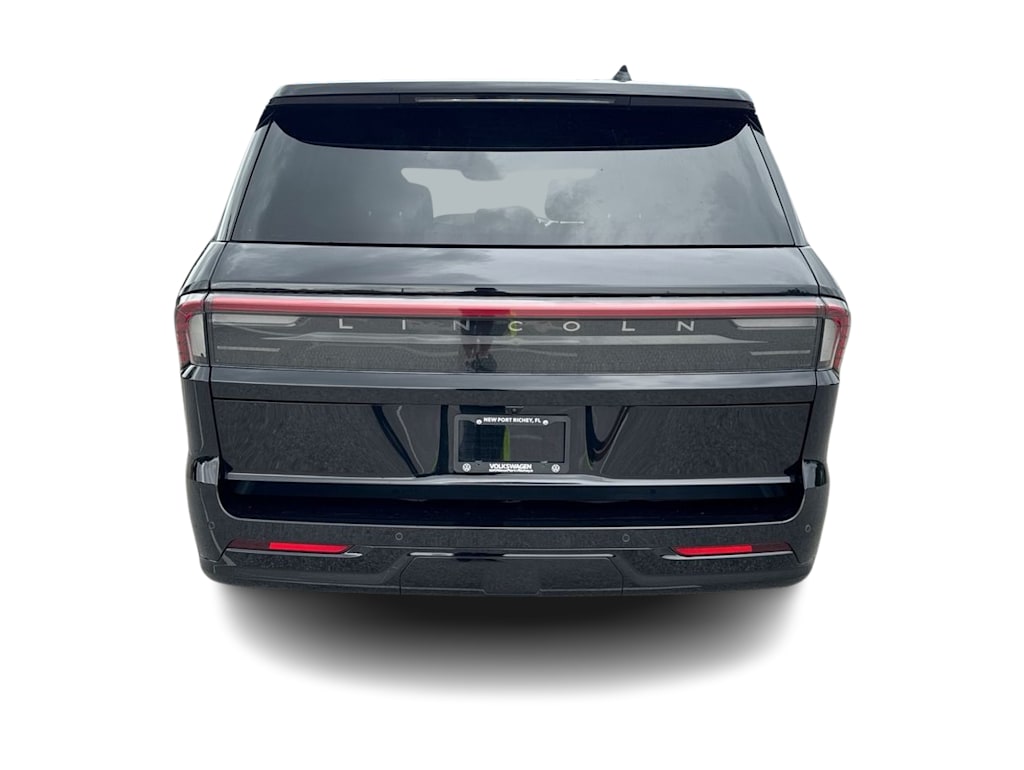 Thumbnail: 2025 Lincoln Navigator - 26