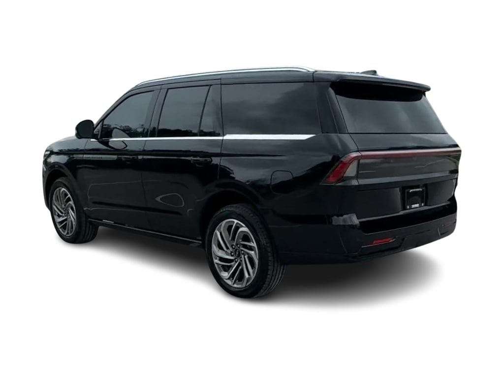 Thumbnail: 2025 Lincoln Navigator - 4
