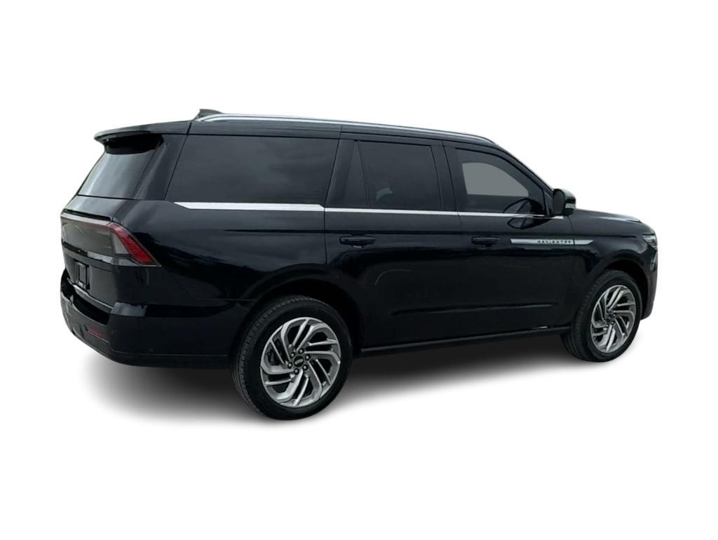 Thumbnail: 2025 Lincoln Navigator - 21