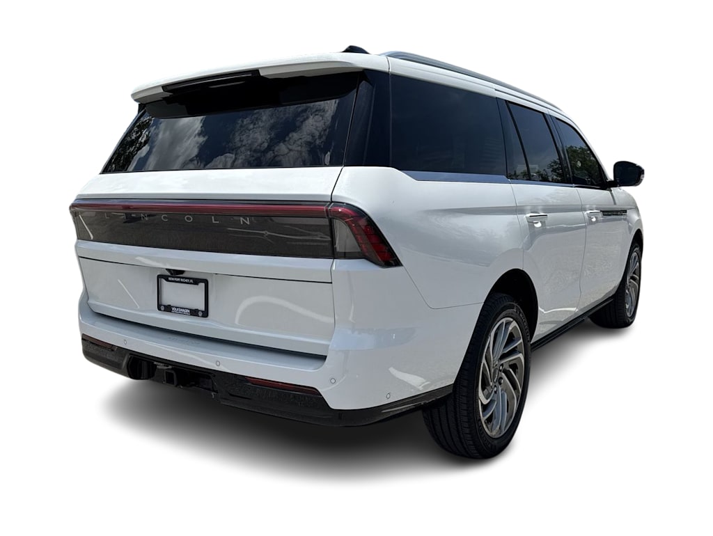 Thumbnail: 2025 Lincoln Navigator - 18