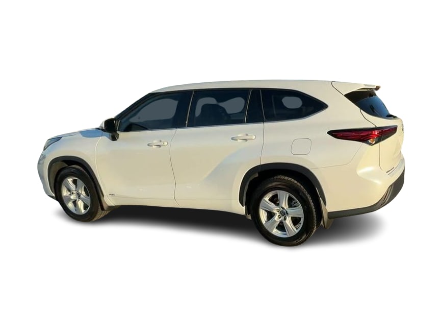 Thumbnail: 2022 Toyota Highlander - 3
