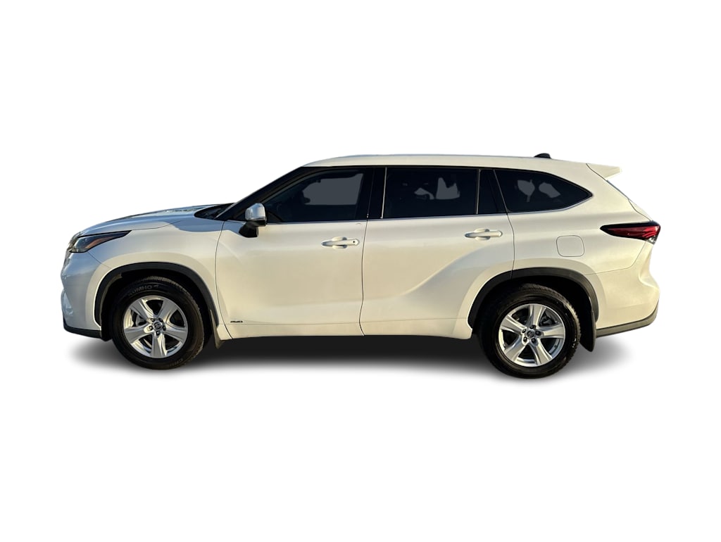 Thumbnail: 2022 Toyota Highlander - 23