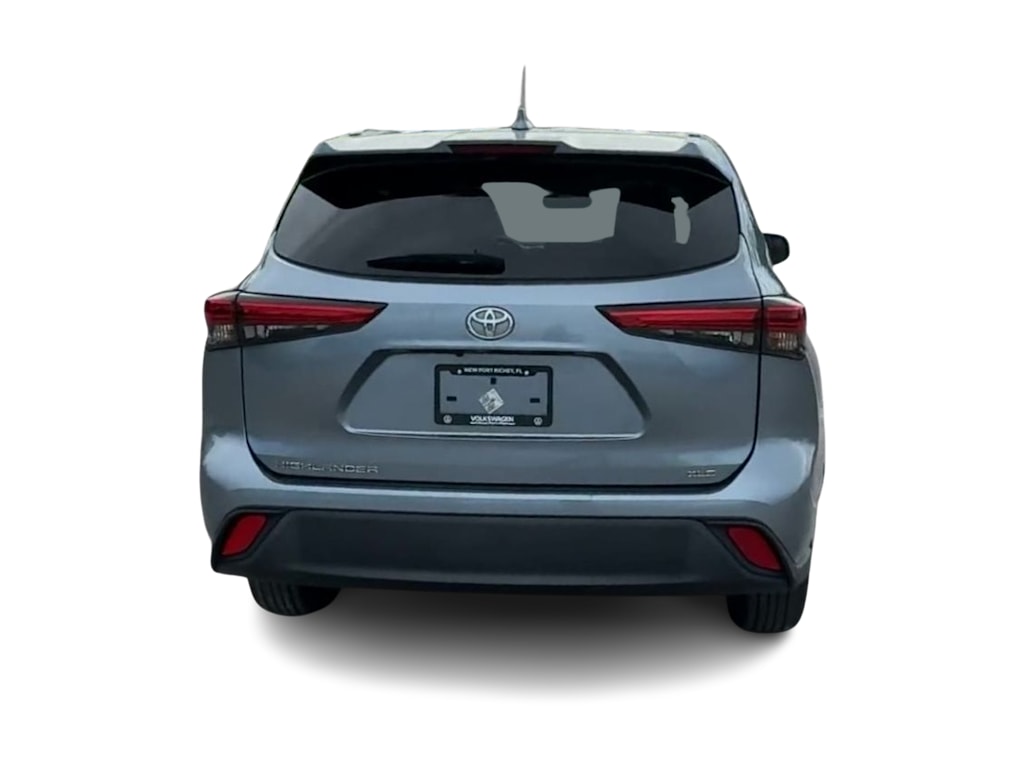 Thumbnail: 2022 Toyota Highlander - 5