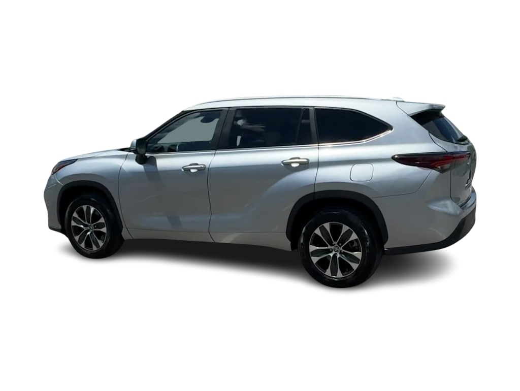 Thumbnail: 2025 Toyota Highlander - 21