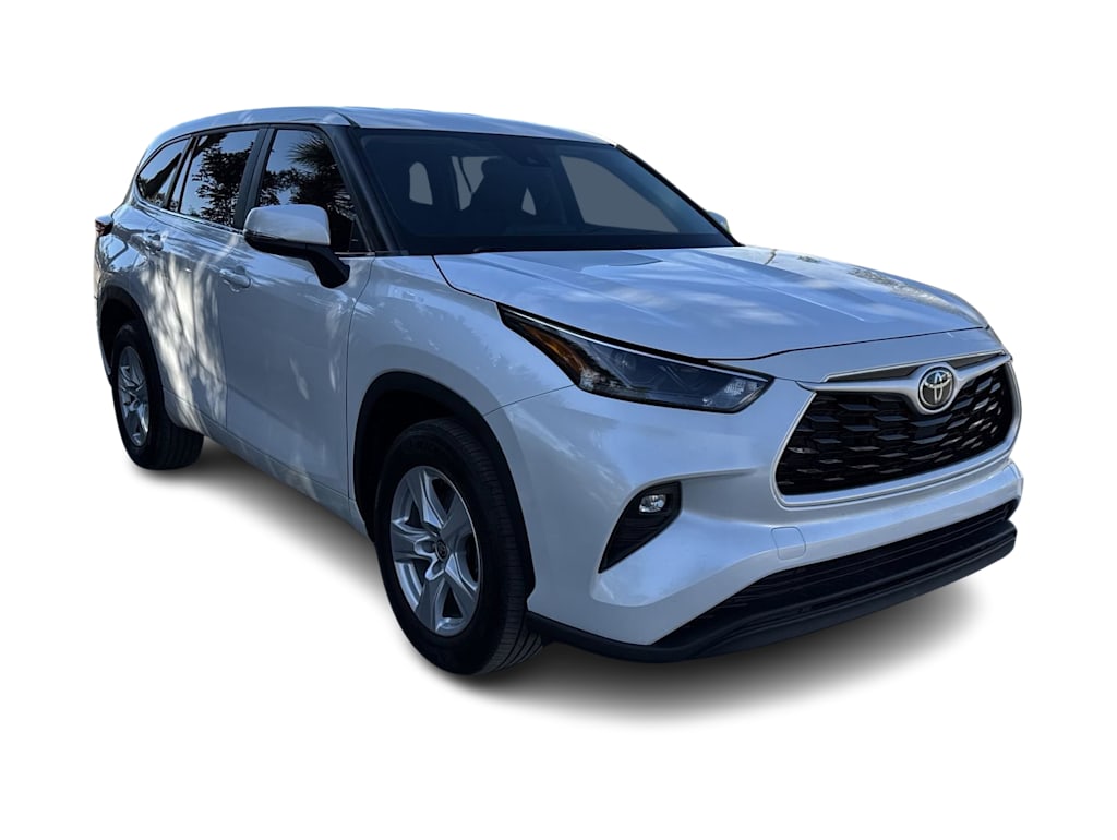 Thumbnail: 2024 Toyota Highlander - 23