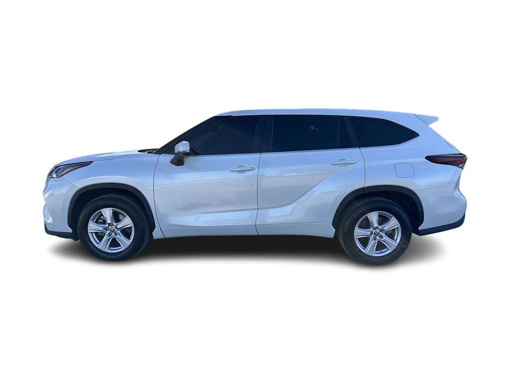 Thumbnail: 2024 Toyota Highlander - 3