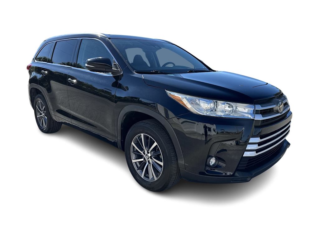 Thumbnail: 2018 Toyota Highlander - 23